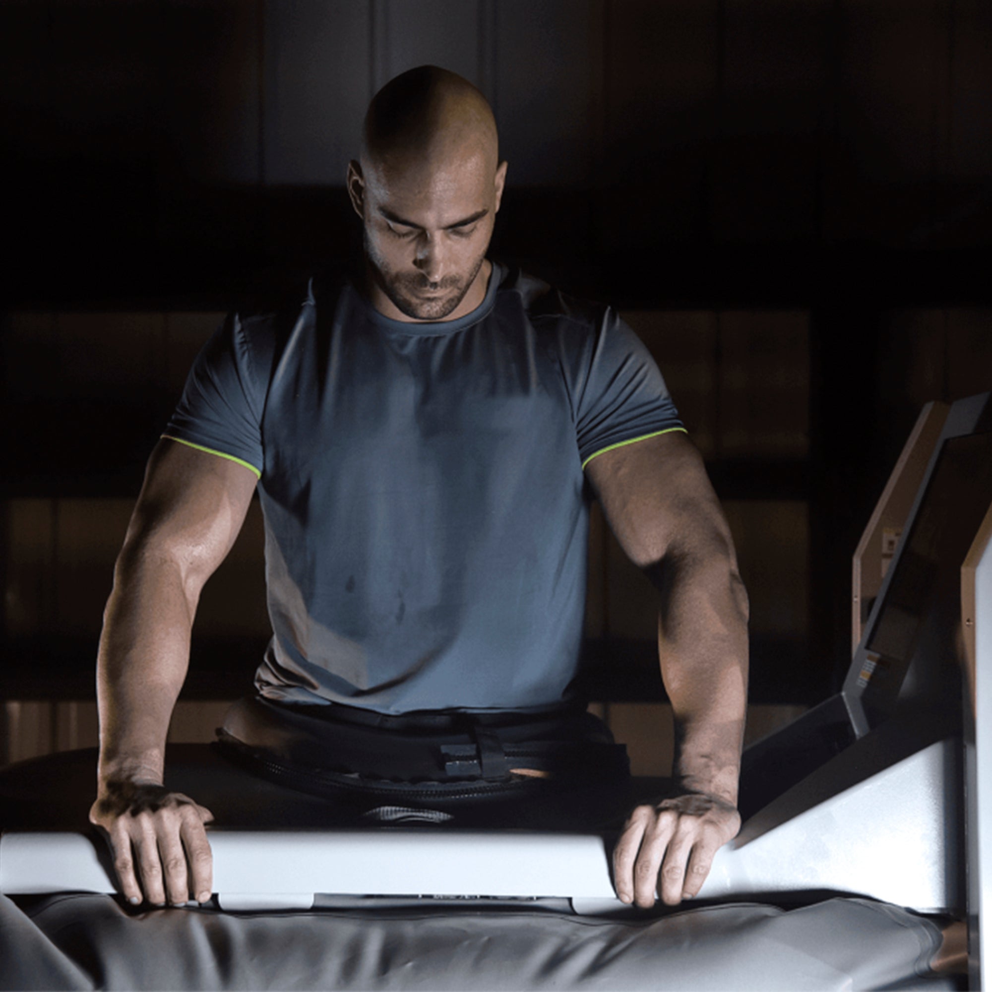 Sistema de cinta de correr con sistema de liberación de peso gravitacional Aero Runner Plus Aero100 | Cinta de correr con control de la gravedad