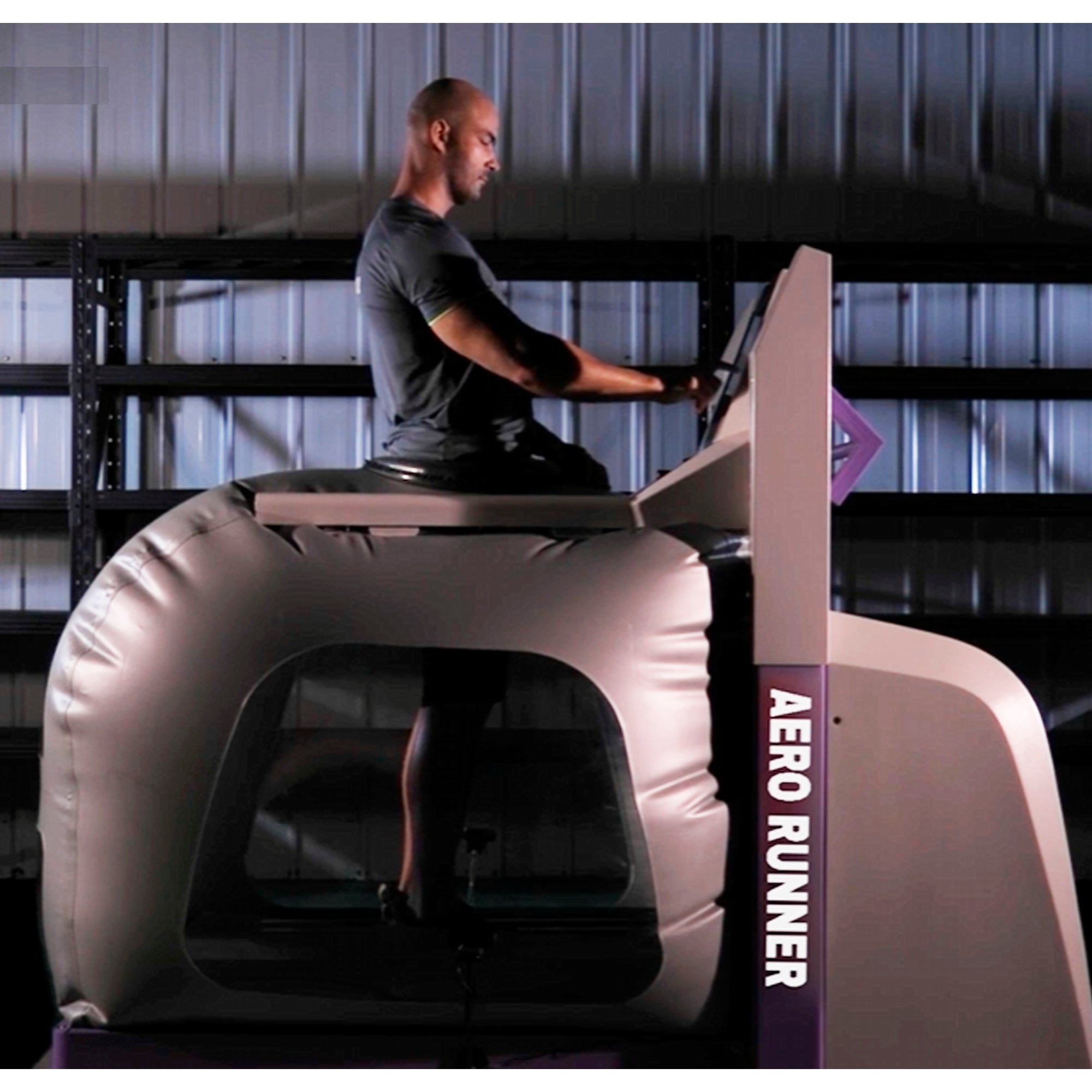 Sistema de cinta de correr con sistema de liberación de peso gravitacional Aero Runner Plus Aero100 | Cinta de correr con control de la gravedad