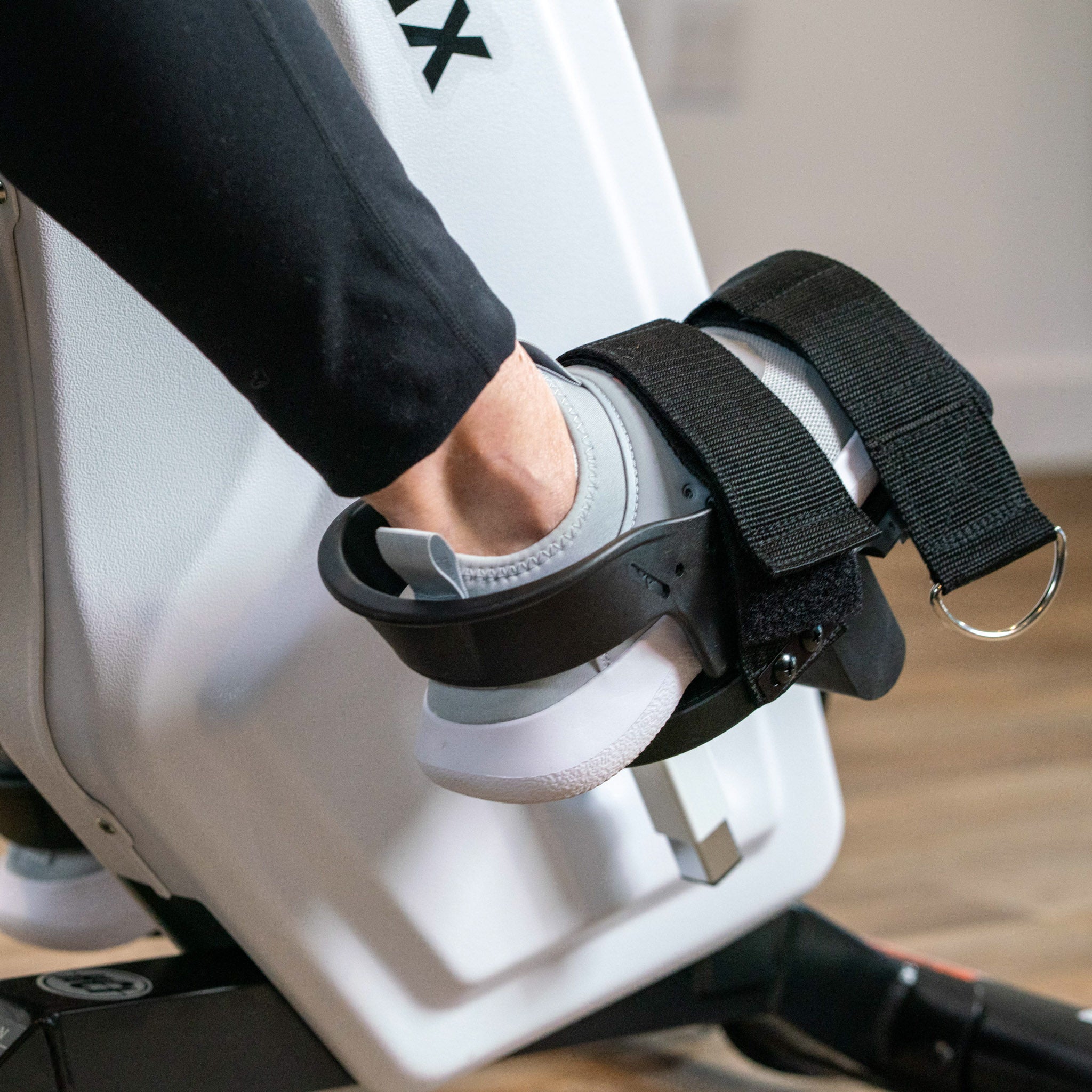 Máquina de ejercicios motorizada MotoMax Active and Passive Trainer